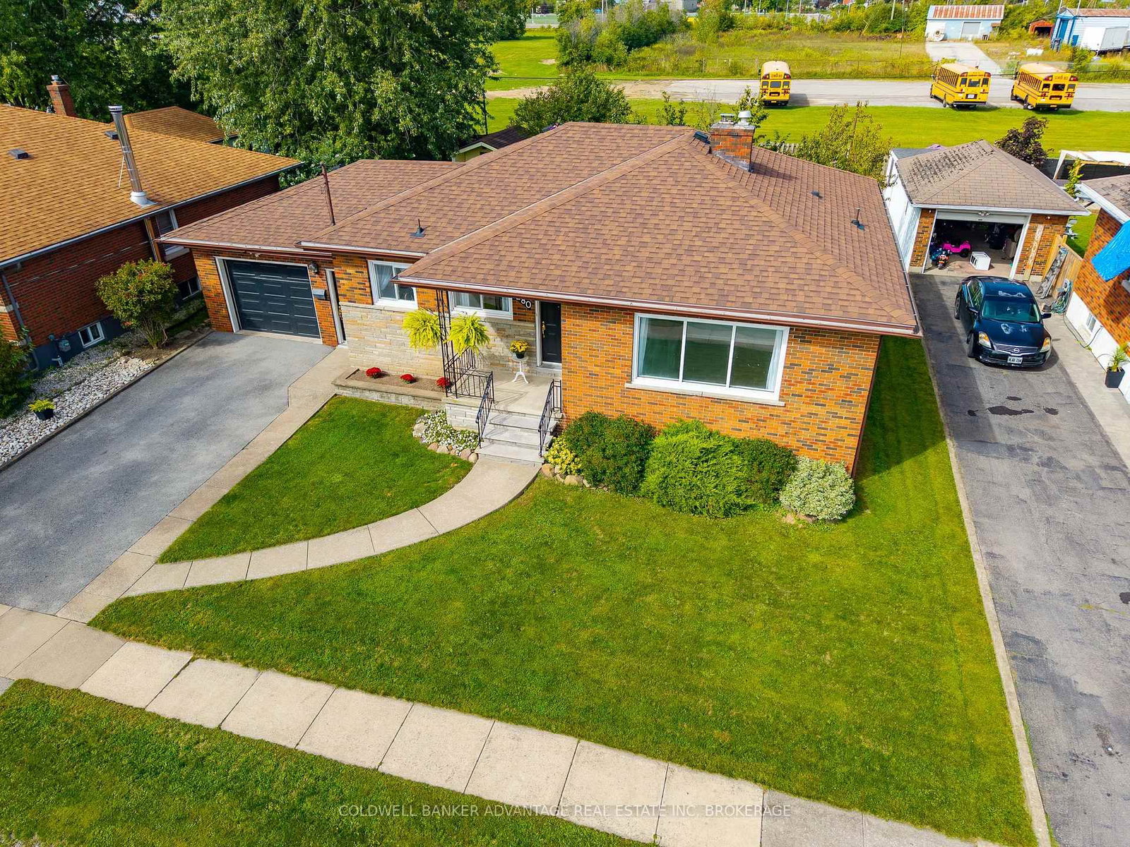 280 Clarke Street • Port Colborne, ON photo 3