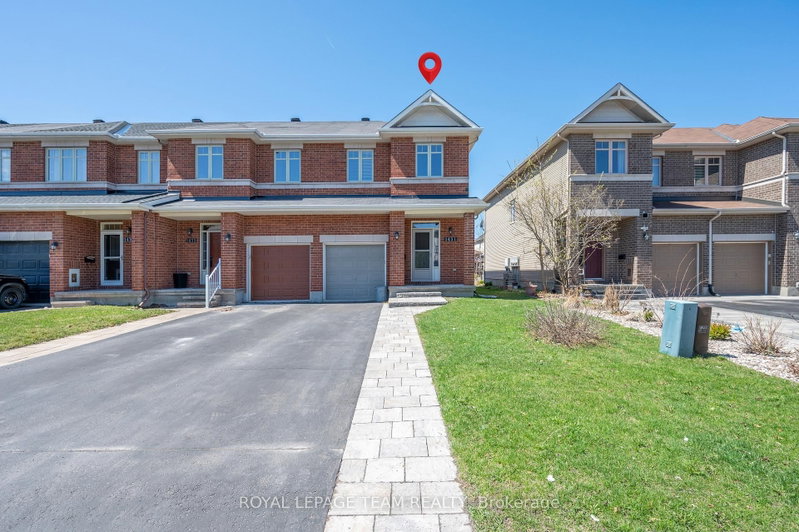 1431 Comfrey Crescent