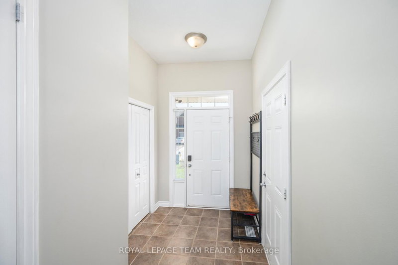 1431 Comfrey Crescent