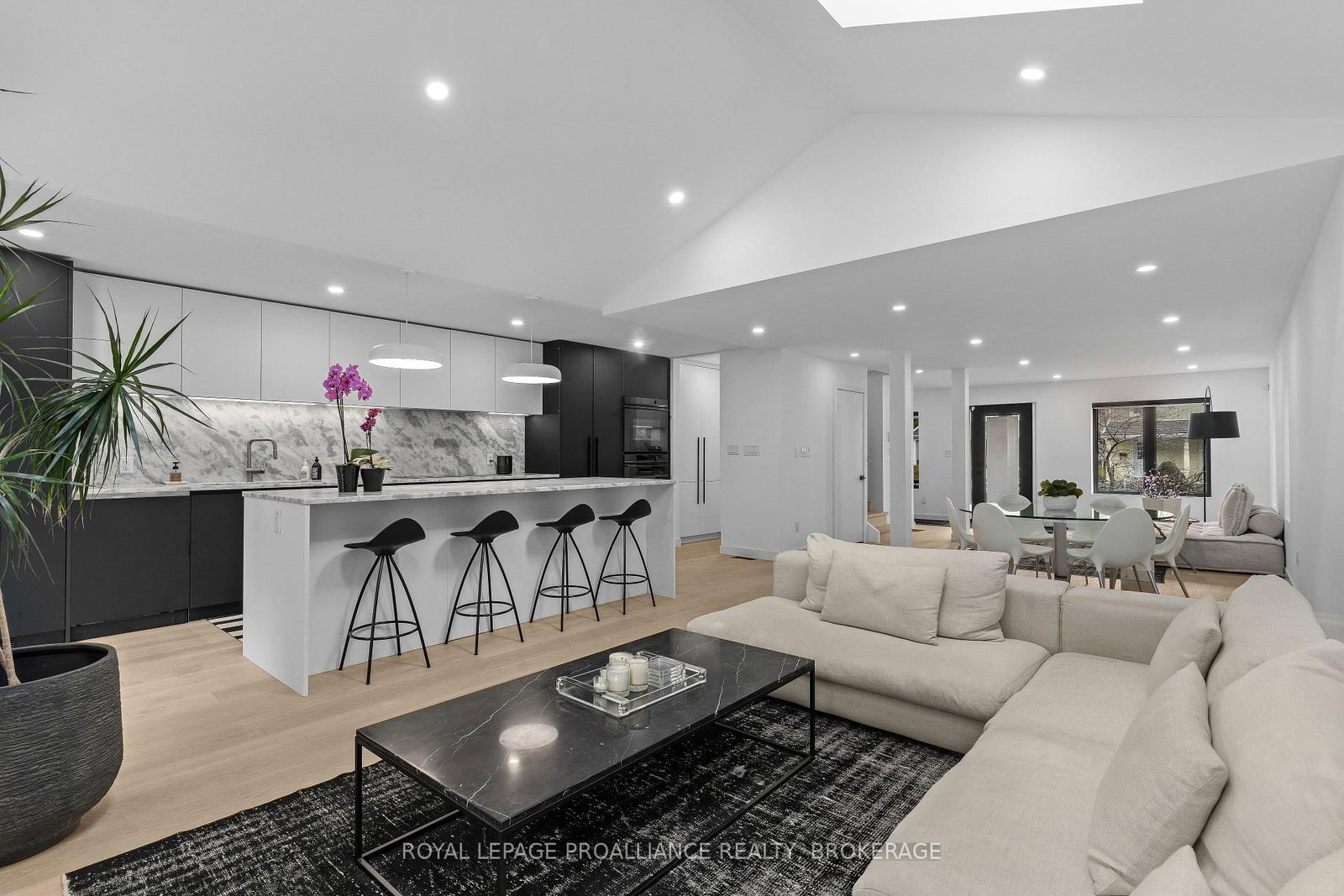 78 Pembroke Street • Kingston, ON photo 9