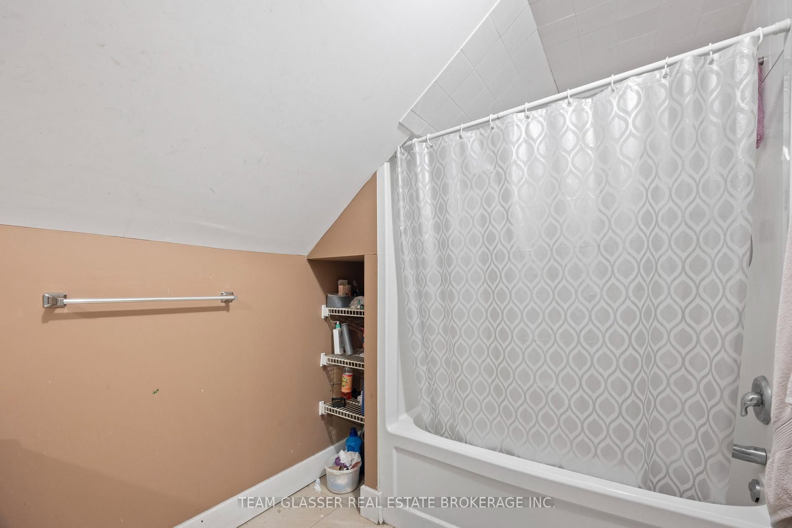 434 Second Street • London East, ON photo 32