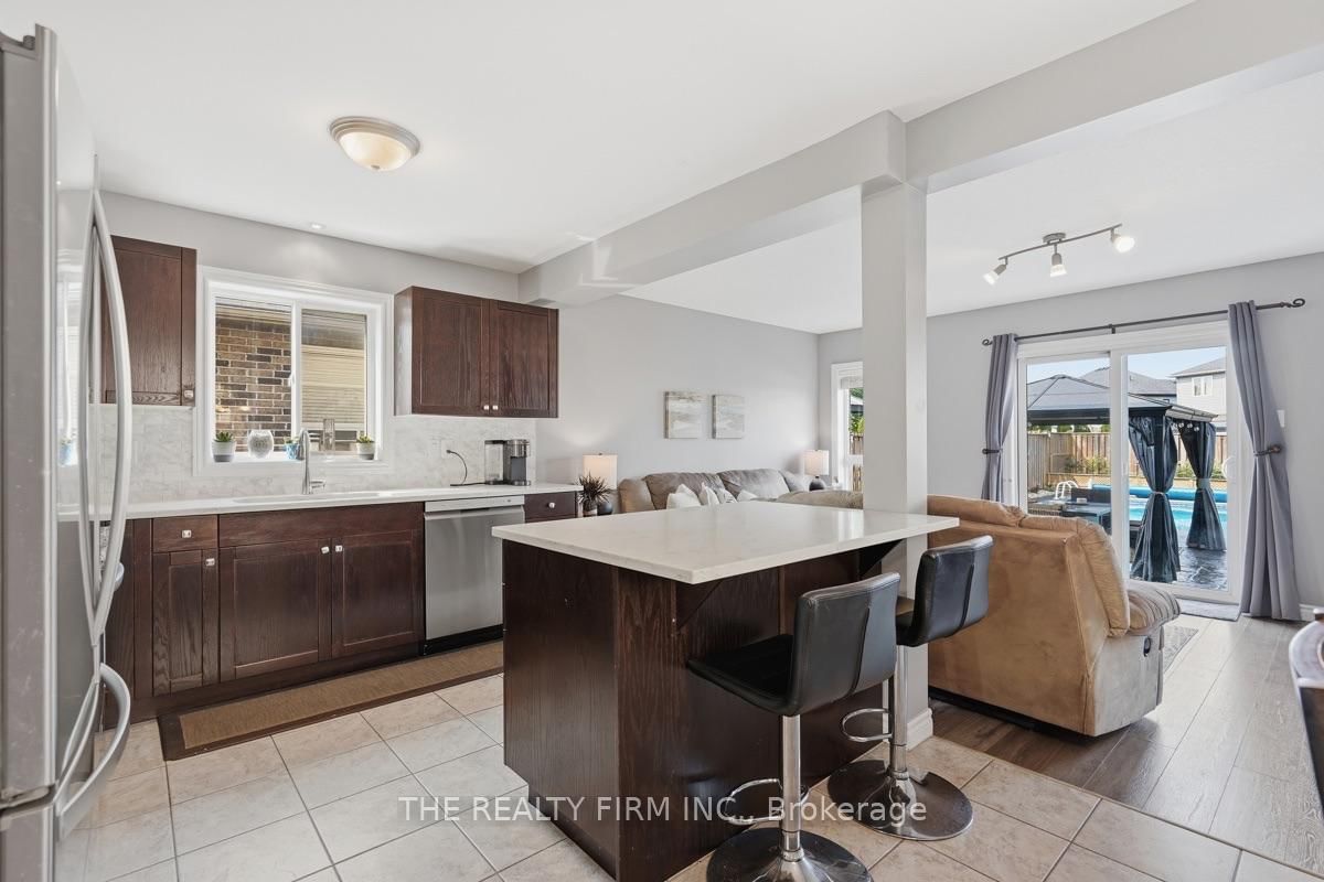 1830 Couldridge Way • London North, ON photo 10