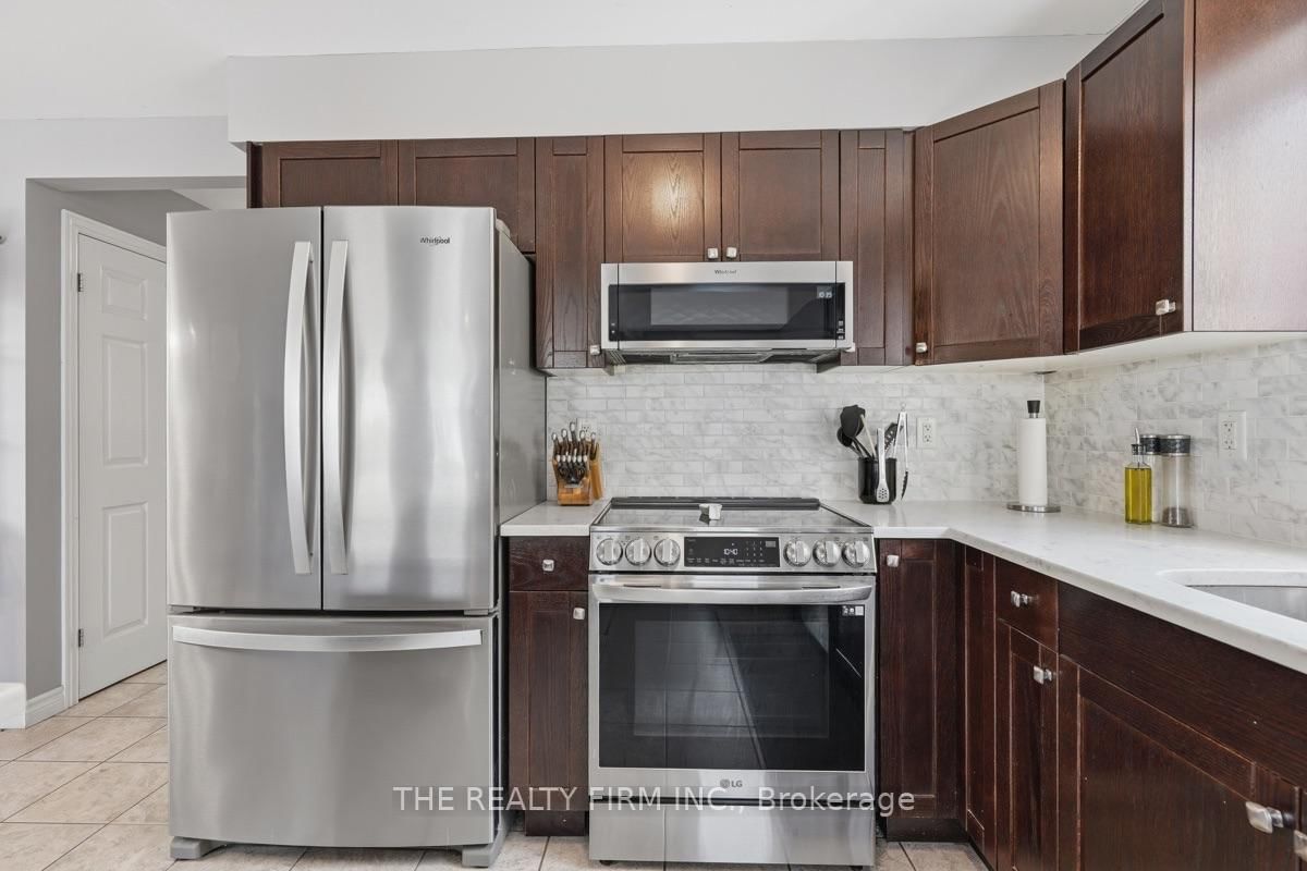 1830 Couldridge Way • London North, ON photo 12