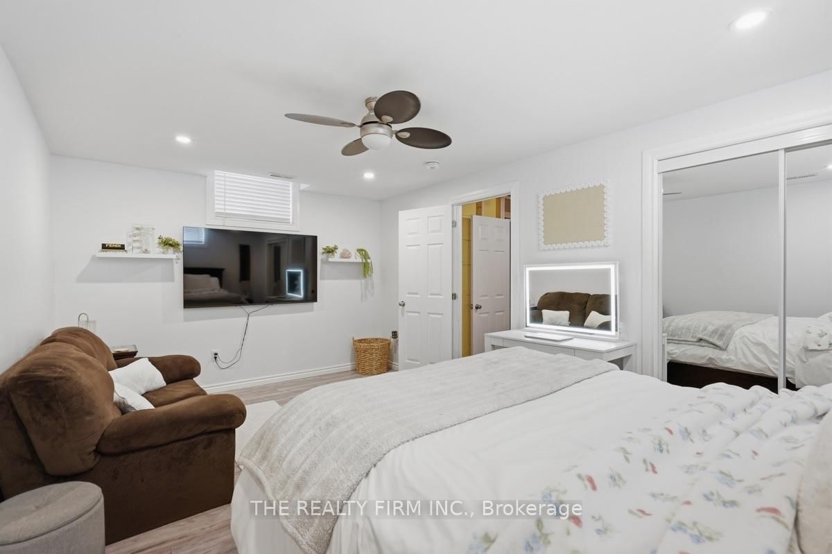 1830 Couldridge Way • London North, ON photo 28