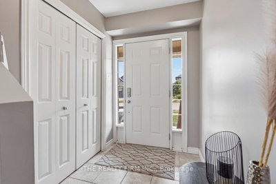 1830 Couldridge Way • London North, ON photo 3
