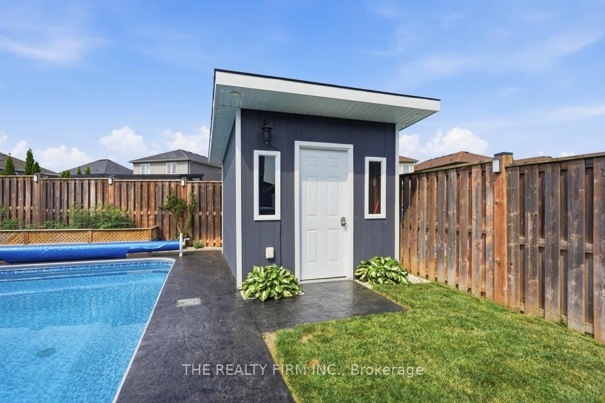 1830 Couldridge Way • London North, ON photo 35