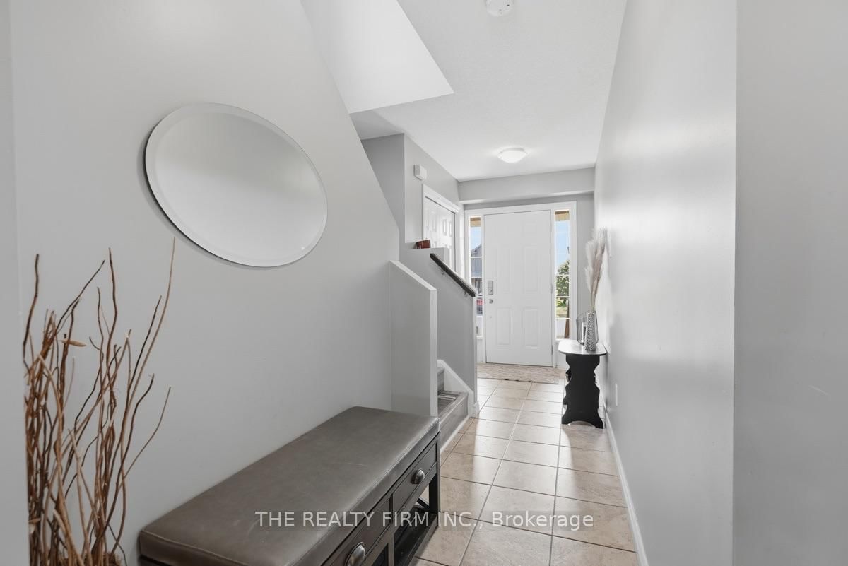 1830 Couldridge Way • London North, ON photo 4