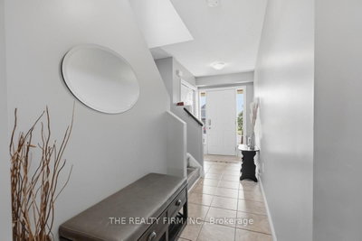 1830 Couldridge Way • London North, ON photo 4