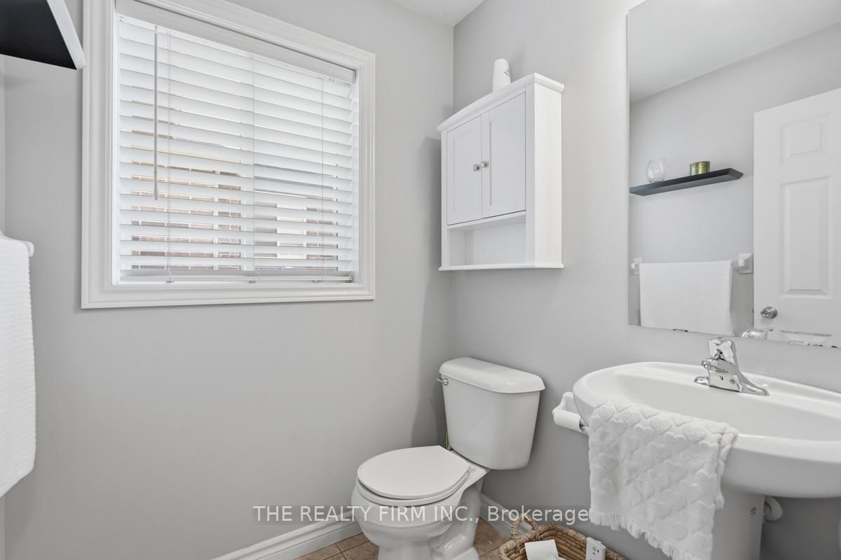 1830 Couldridge Way • London North, ON photo 5