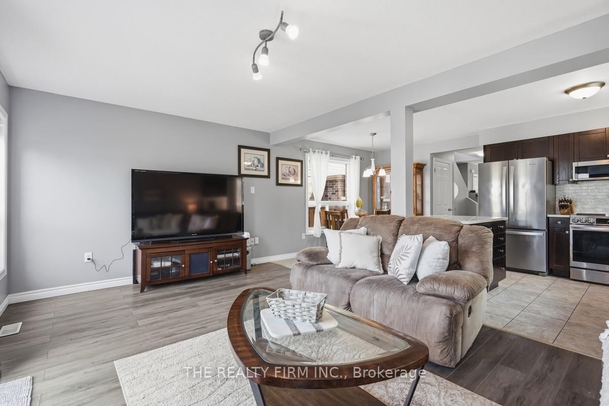 1830 Couldridge Way • London North, ON photo 6