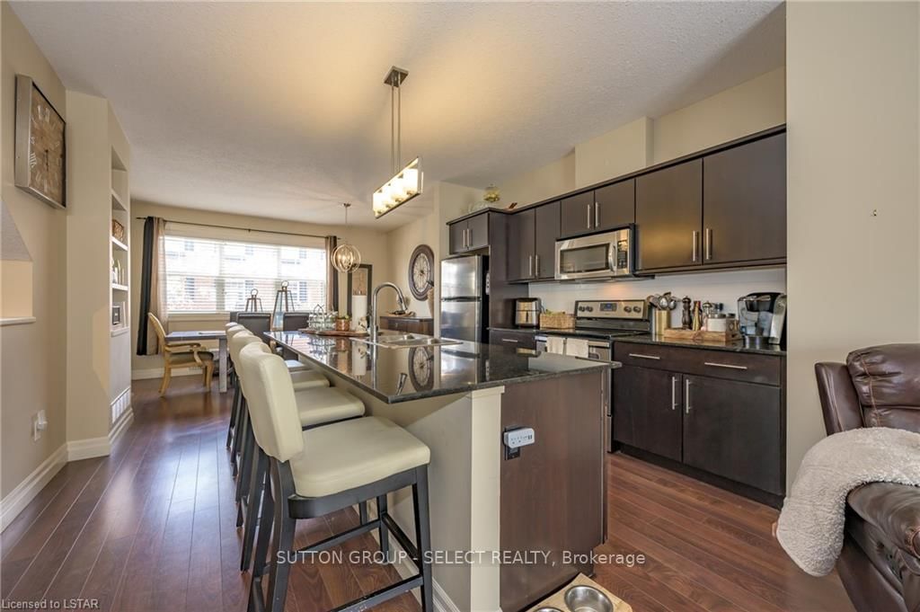 1850 BEAVERBROOK Avenue • #3 • London North, ON photo 12