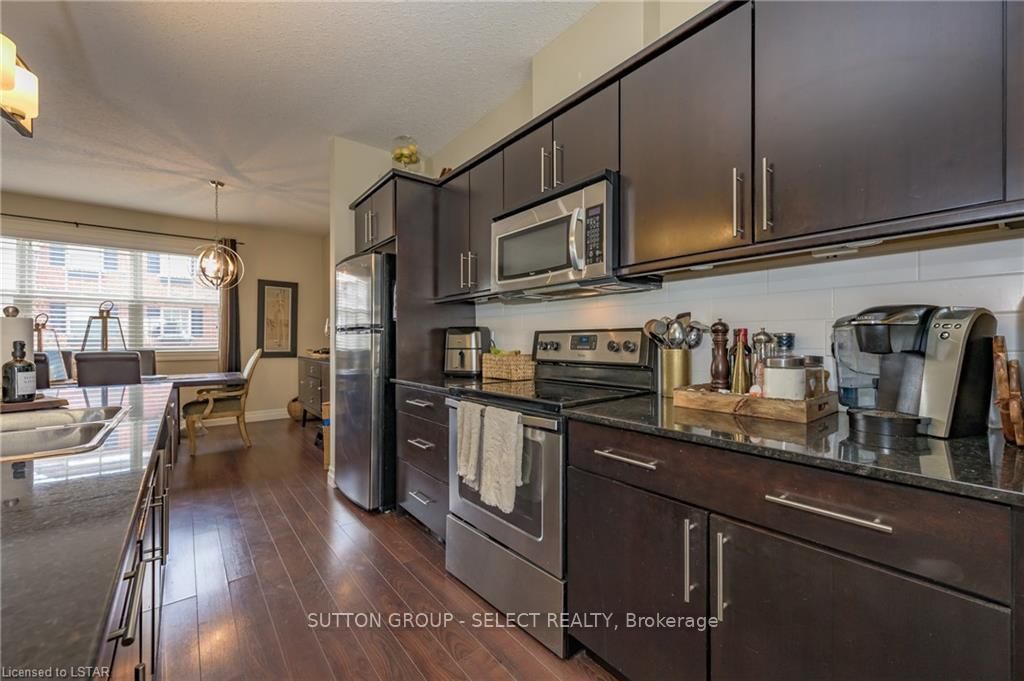 1850 BEAVERBROOK Avenue • #3 • London North, ON photo 13