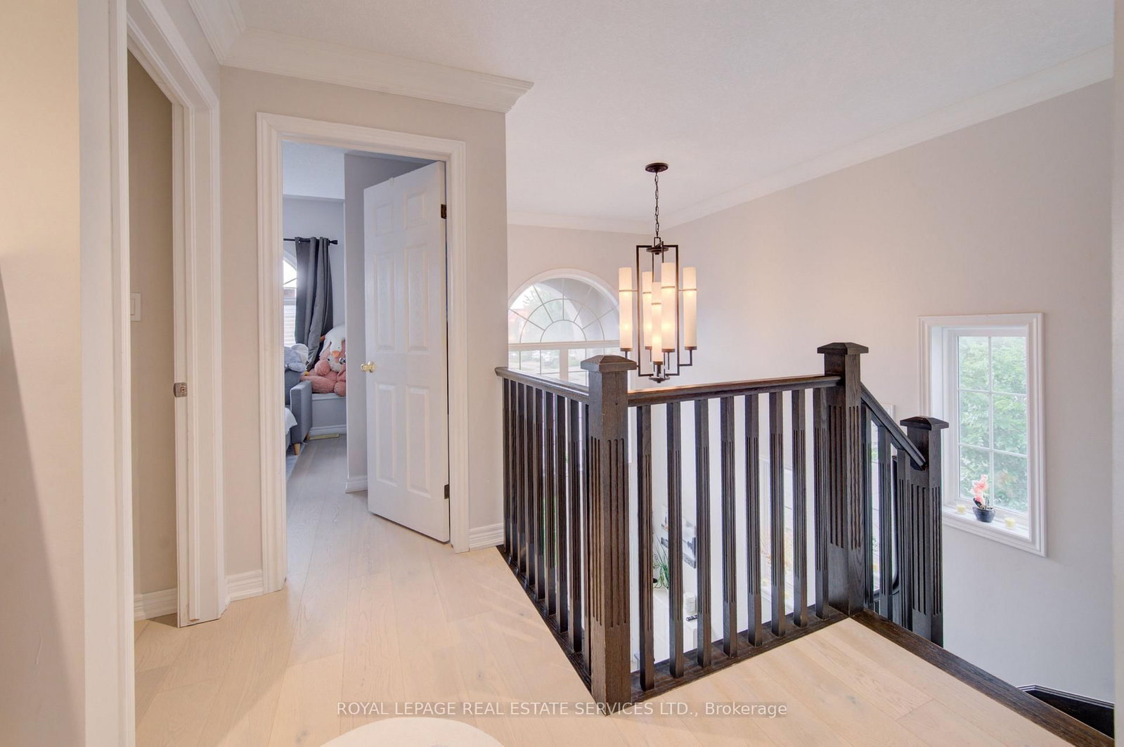 4 Chartwell Circle S • Hamilton, ON photo 20