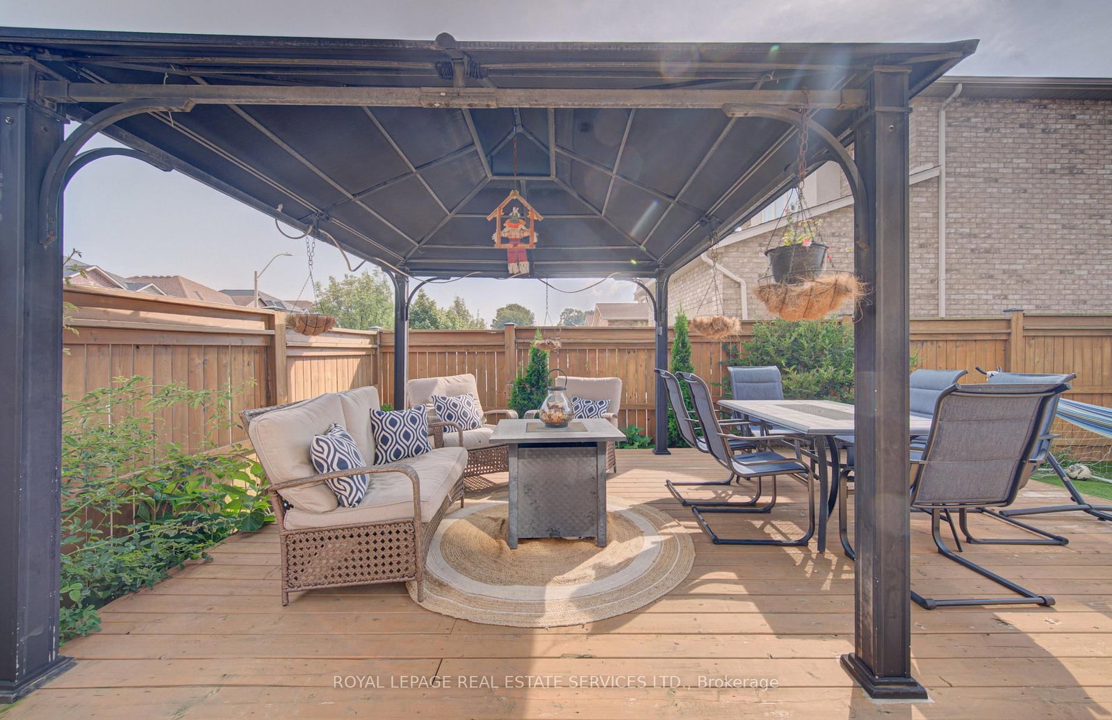 4 Chartwell Circle S • Hamilton, ON photo 33