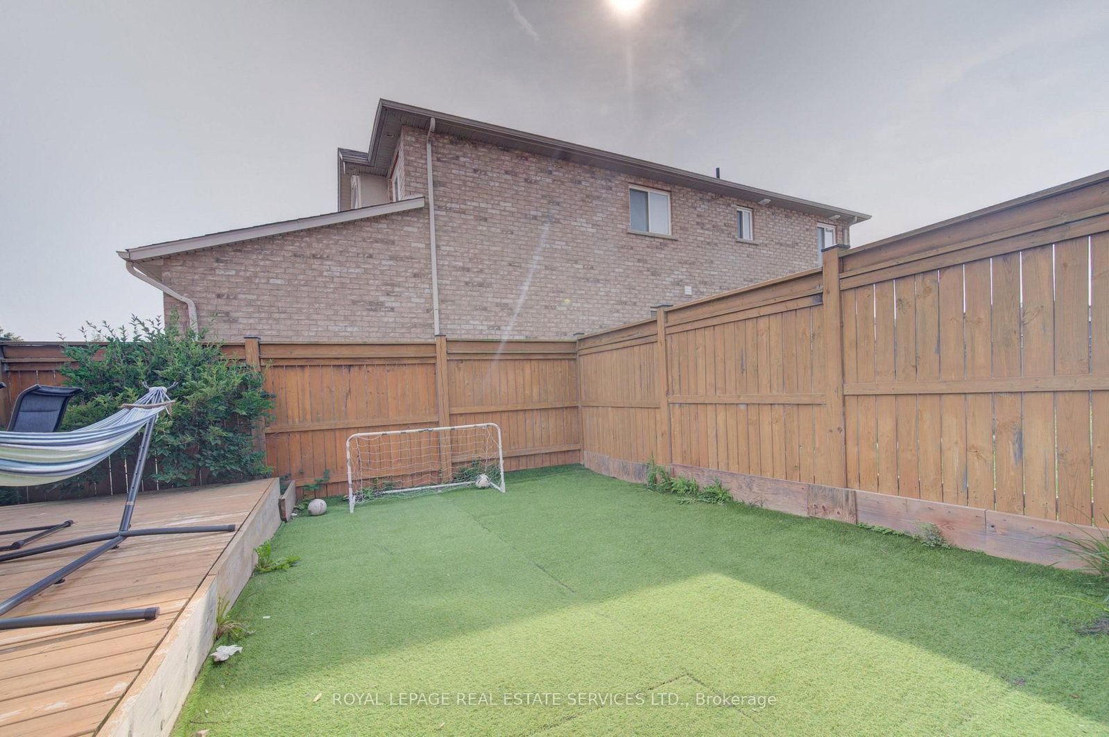 4 Chartwell Circle S • Hamilton, ON photo 37