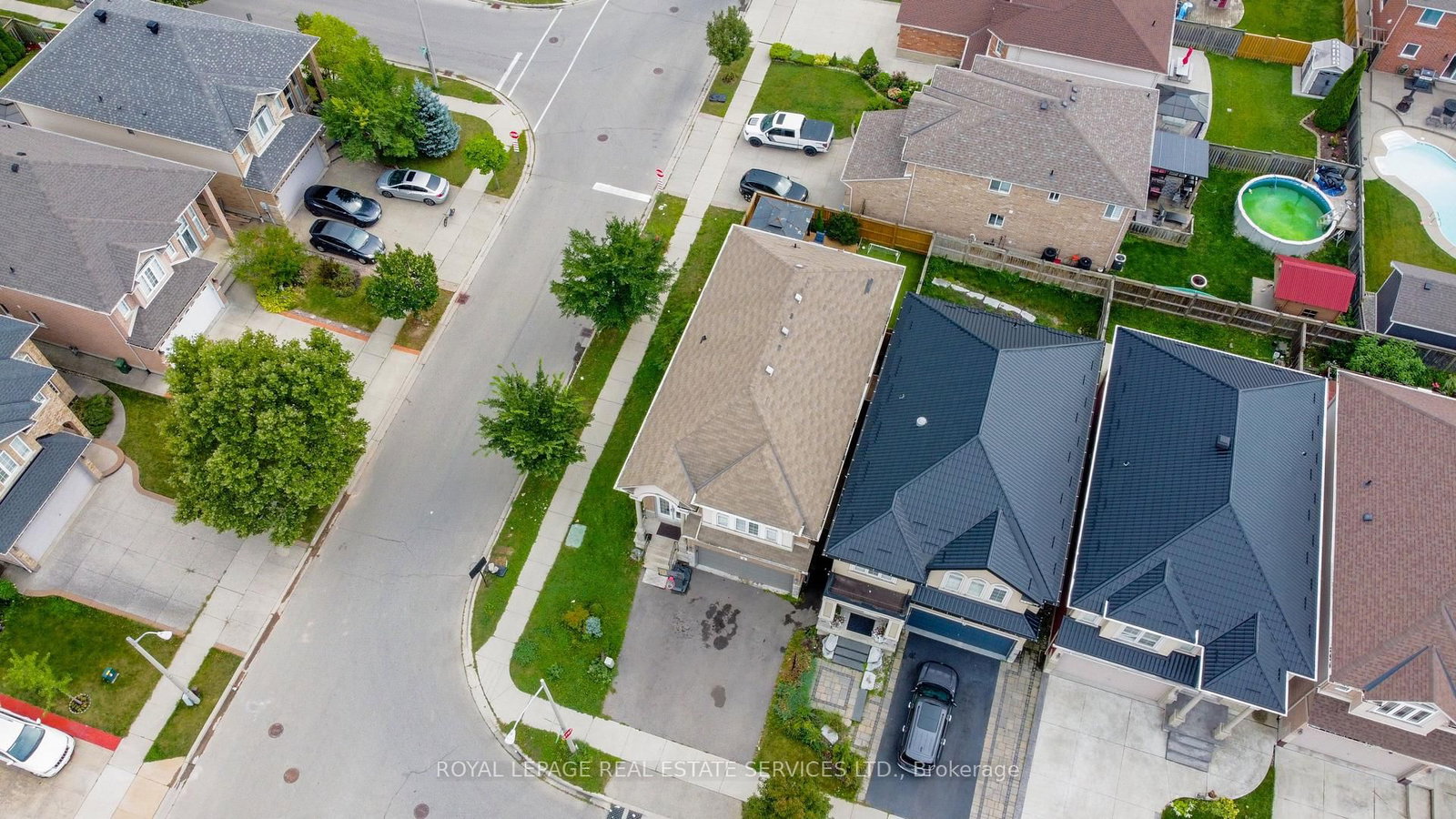 4 Chartwell Circle S • Hamilton, ON photo 42