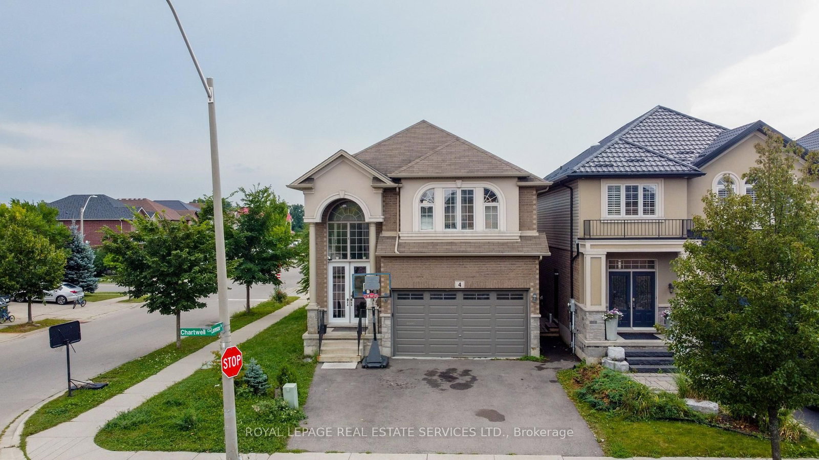 4 Chartwell Circle S • Hamilton, ON photo 50