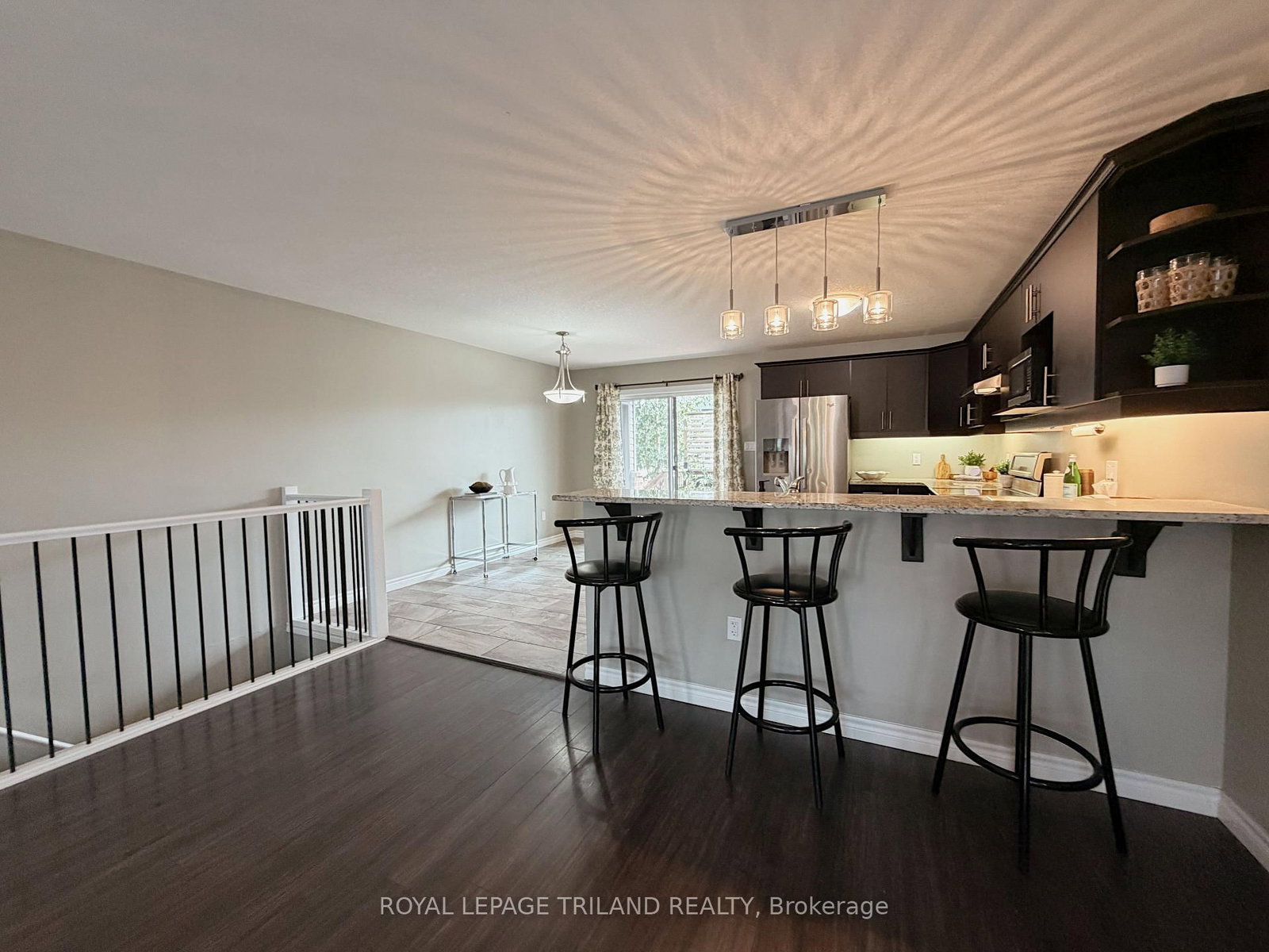 38 LEESBORO Trail • Thames Centre, ON photo 12