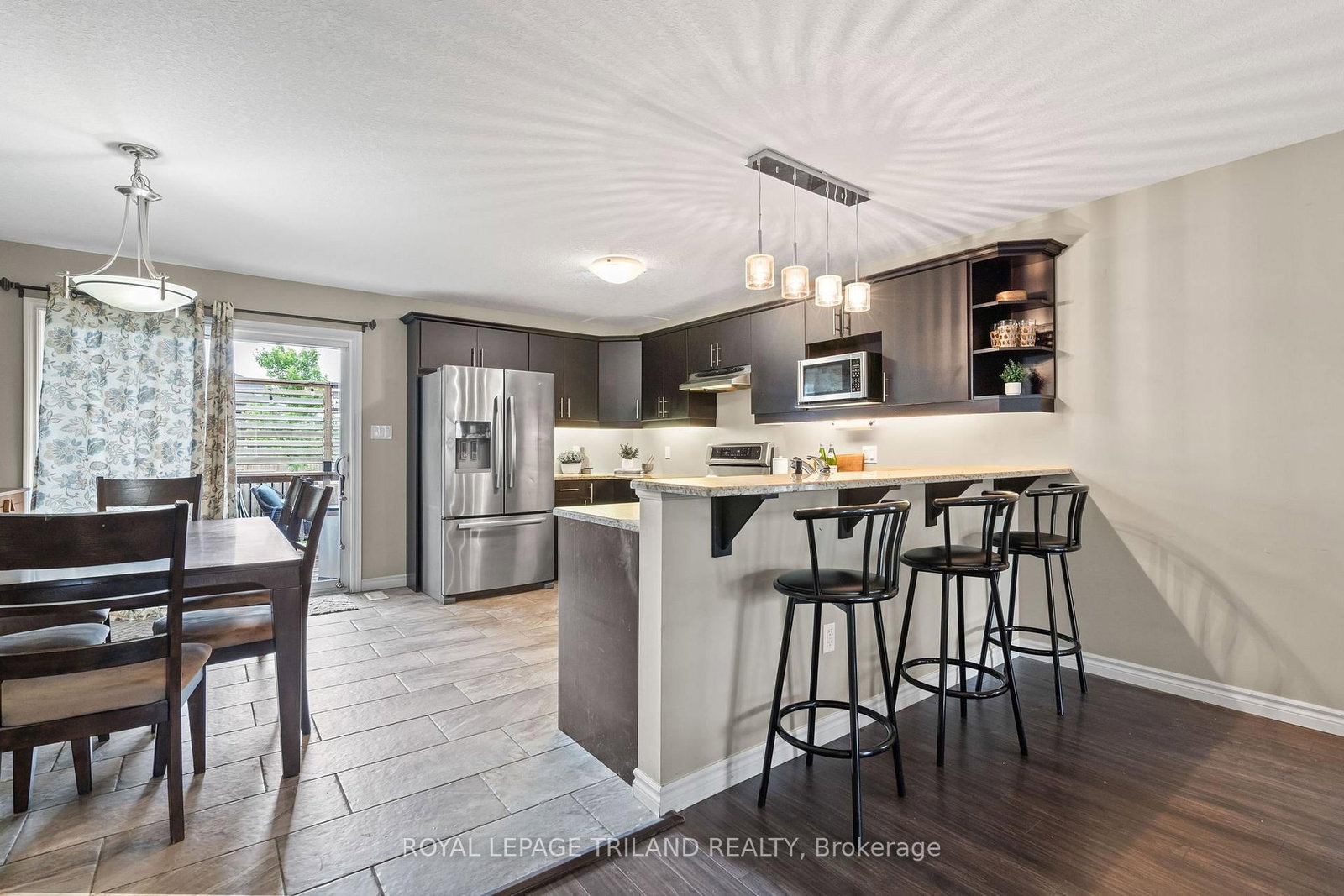 38 LEESBORO Trail • Thames Centre, ON photo 14