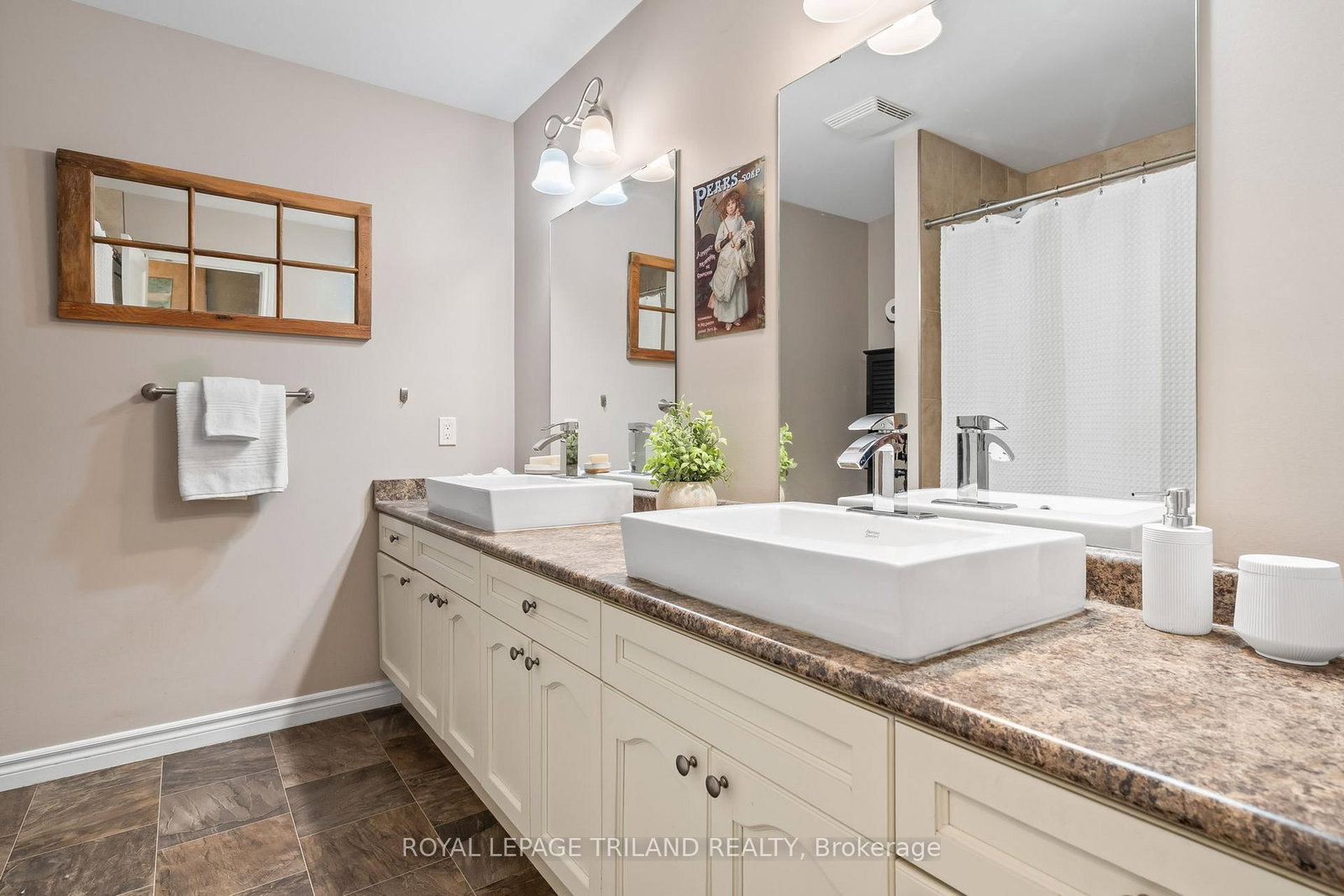 38 LEESBORO Trail • Thames Centre, ON photo 21