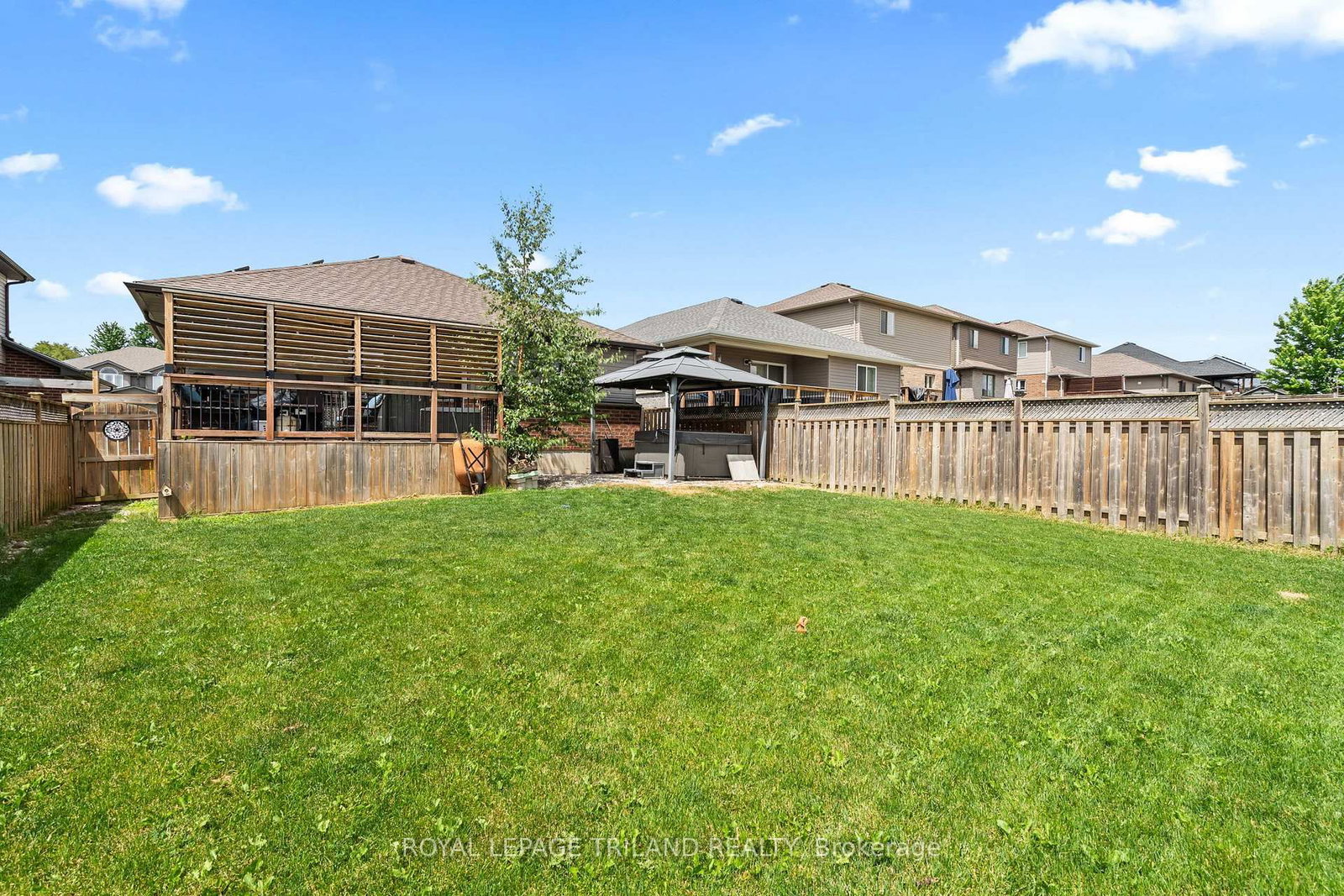 38 LEESBORO Trail • Thames Centre, ON photo 35