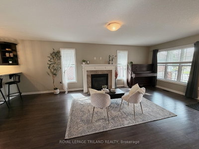38 LEESBORO Trail • Thames Centre, ON photo 4