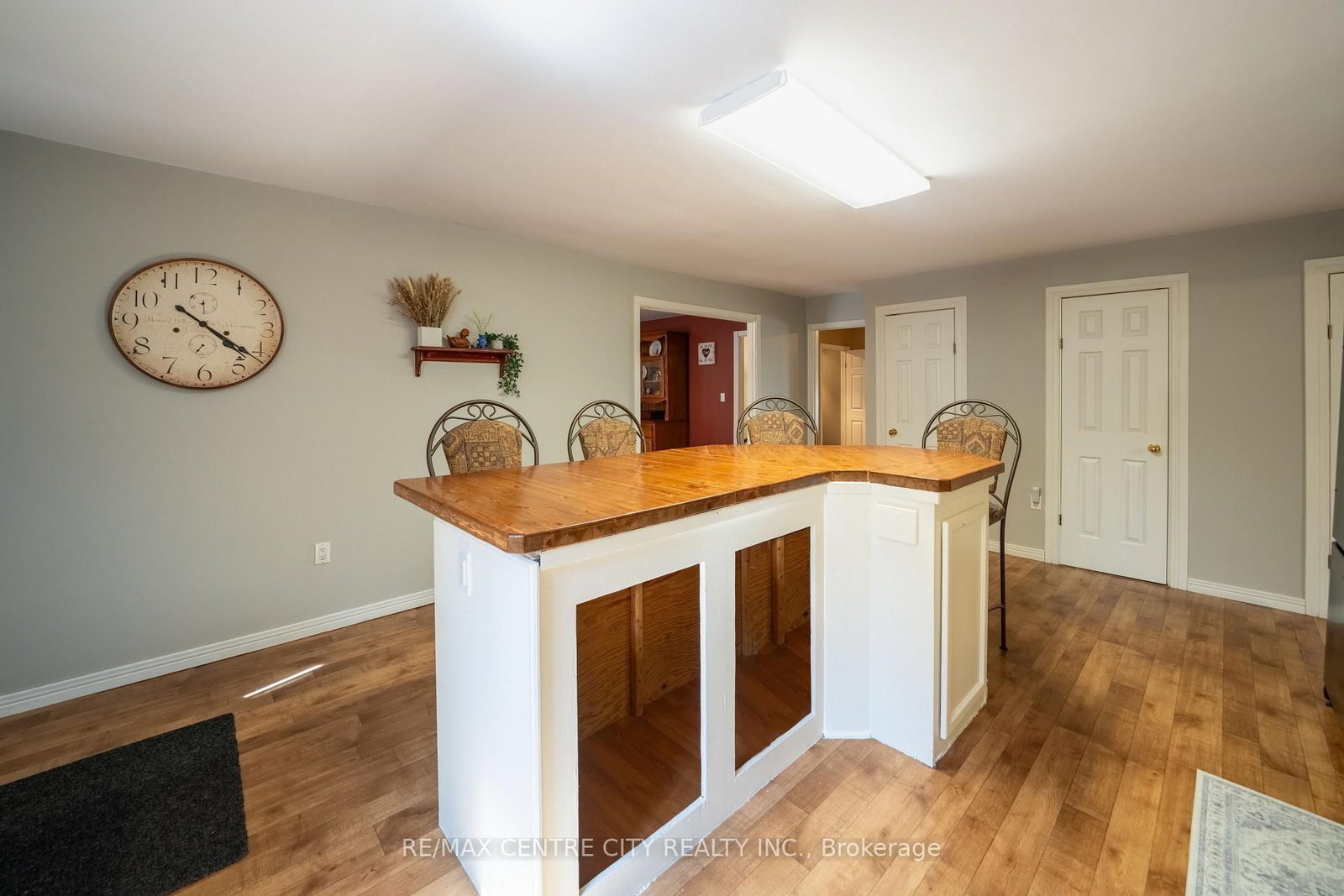 176 Eastman Avenue • Strathroy-Caradoc, ON photo 16