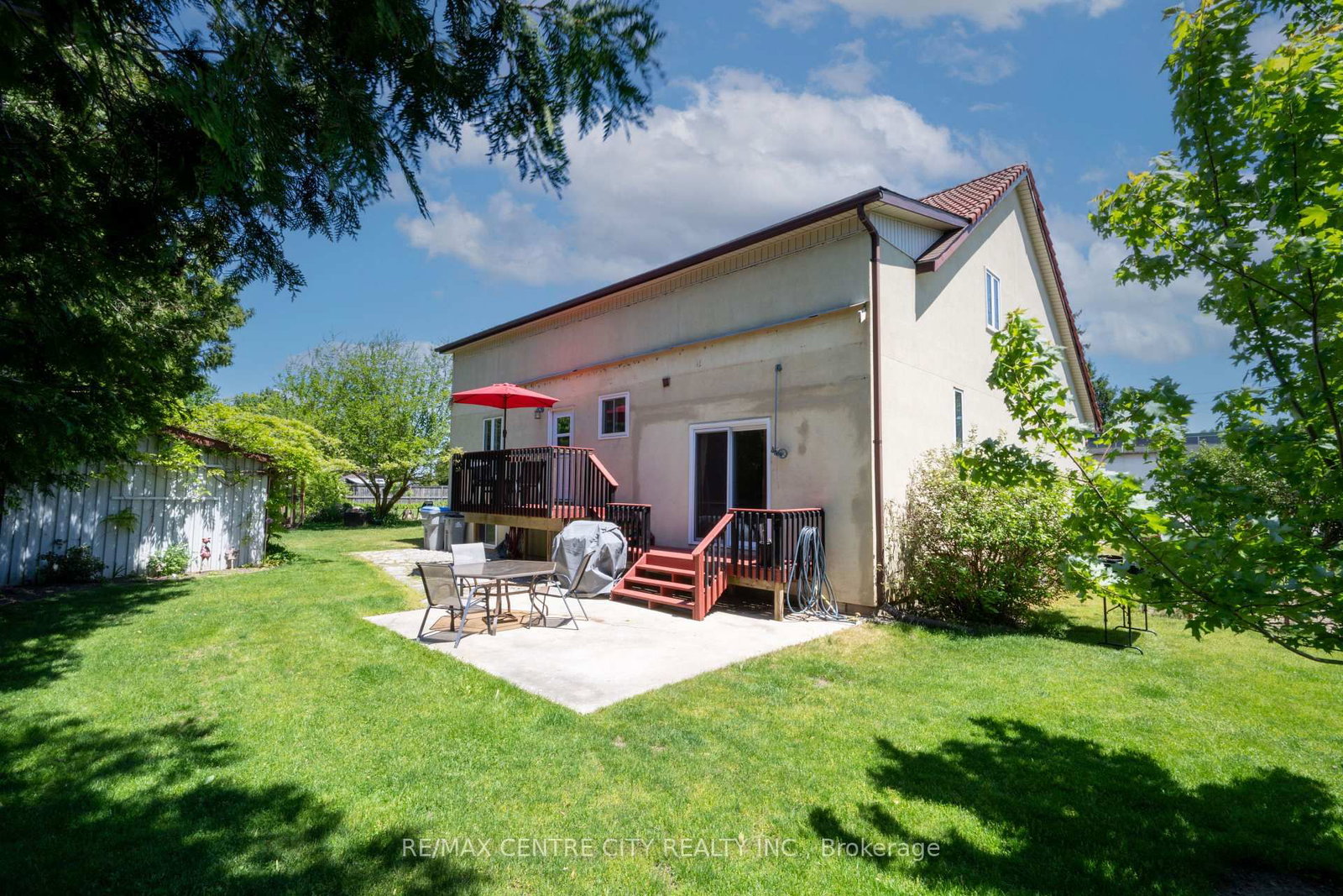 176 Eastman Avenue • Strathroy-Caradoc, ON photo 6