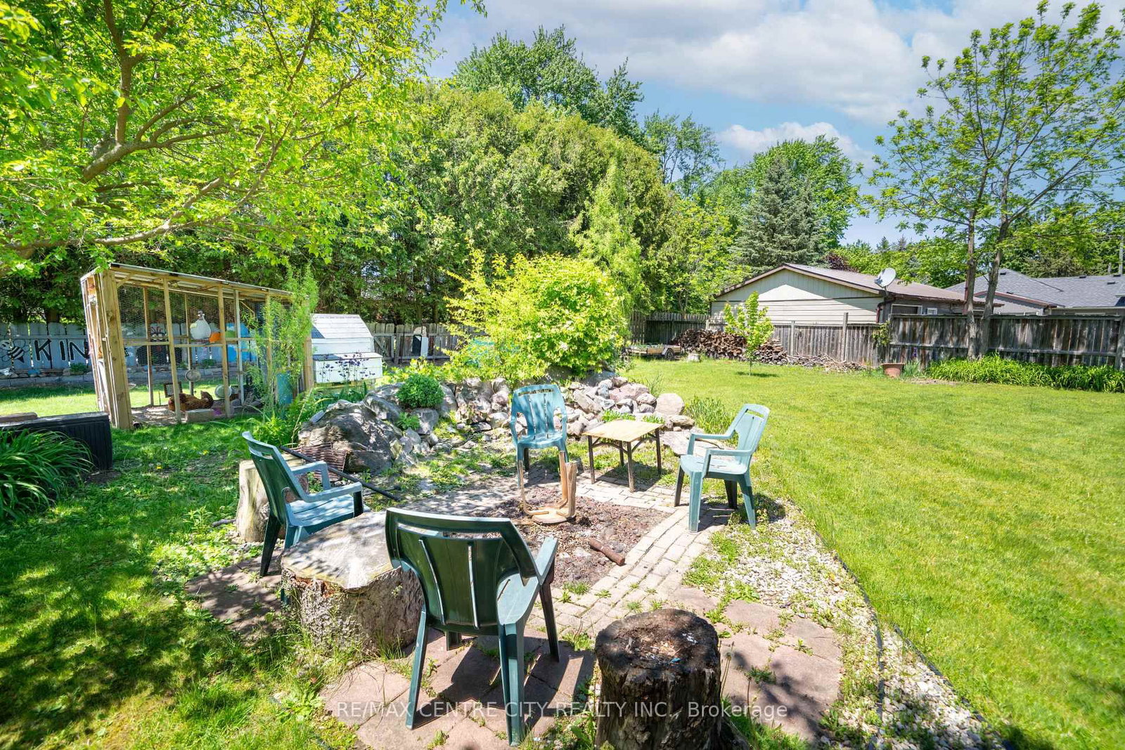 176 Eastman Avenue • Strathroy-Caradoc, ON photo 9