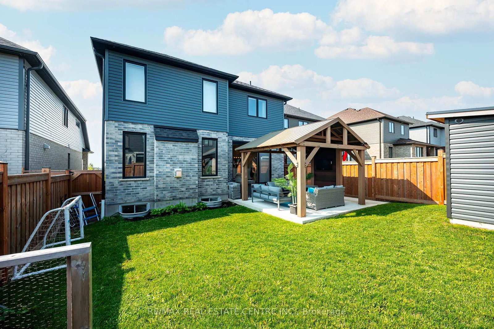 15 Lang Lane • East Luther Grand Valley, ON photo 39
