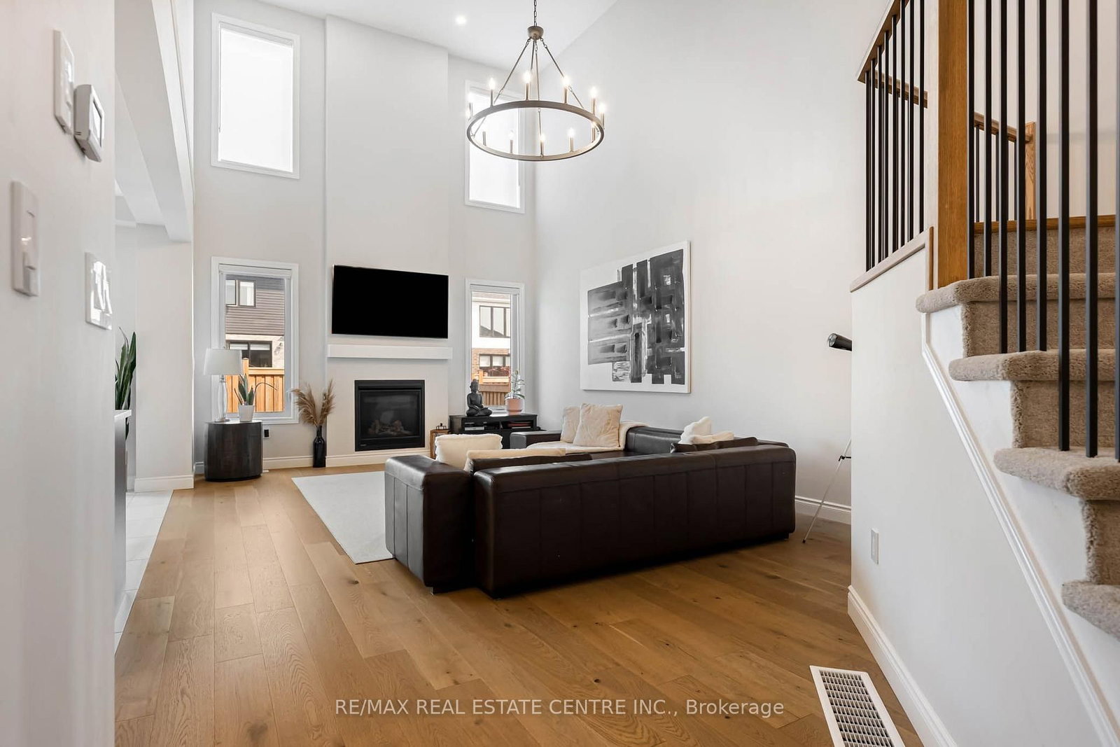 15 Lang Lane • East Luther Grand Valley, ON photo 8