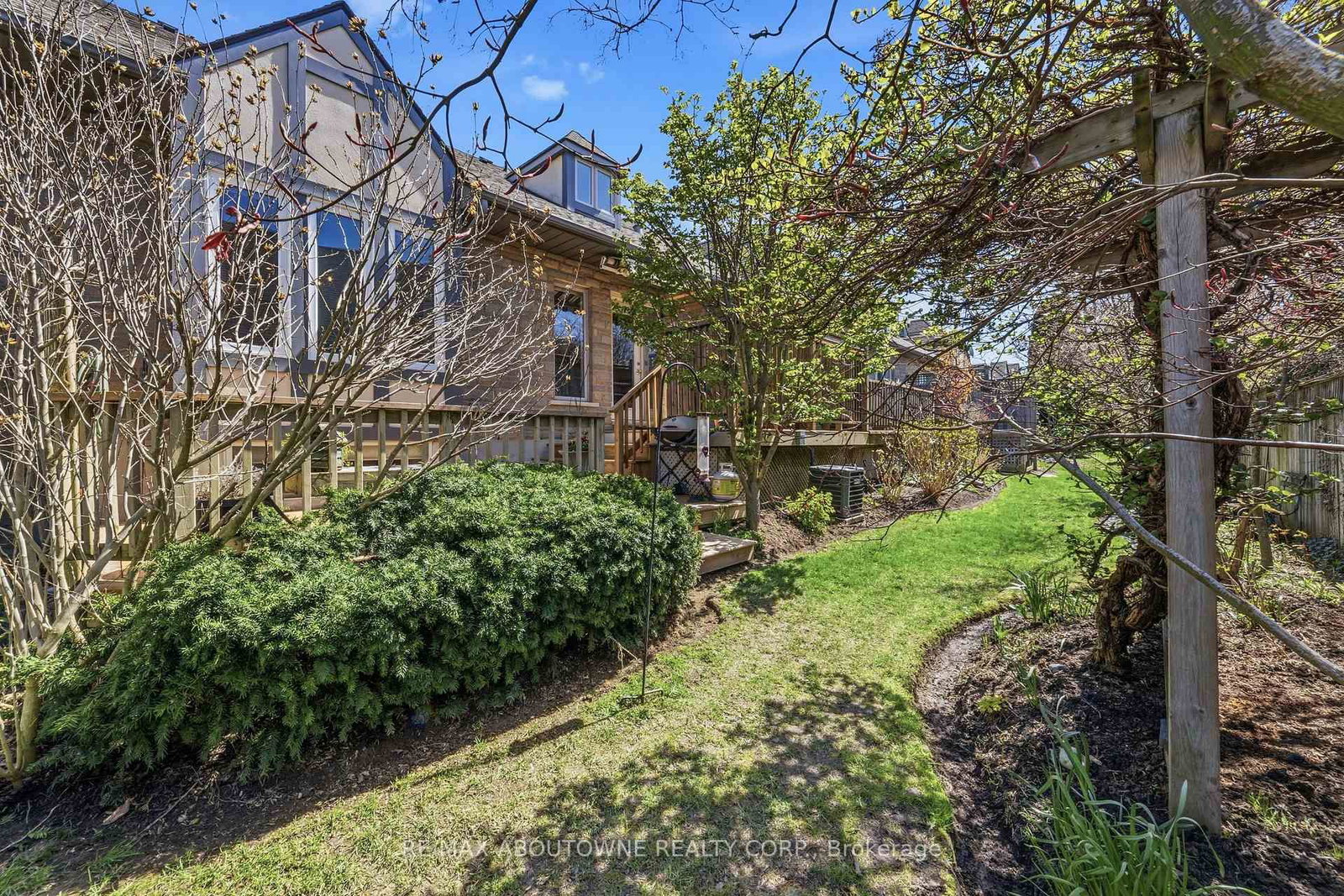575 Simcoe Street • #12 • Niagara-on-the-Lake, ON photo 33