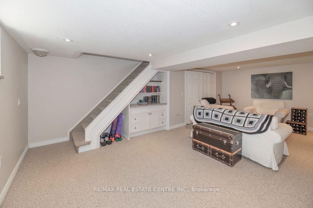 111 Elizabeth Street W • West Grey, ON photo 18