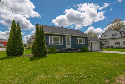 111 Elizabeth Street W • West Grey, ON photo 3