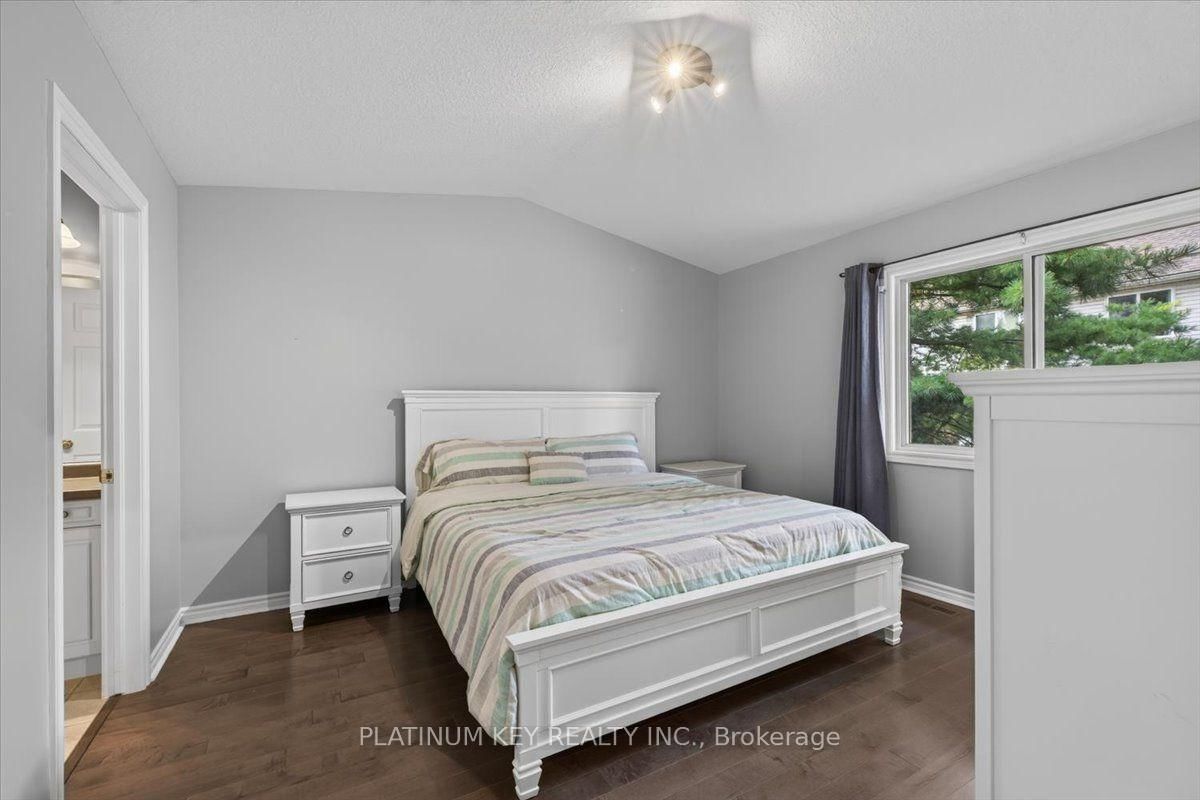 43 Capulet Walk • #9 • London North, ON photo 15