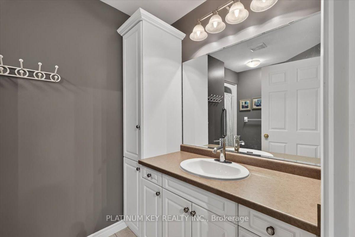 43 Capulet Walk • #9 • London North, ON photo 16