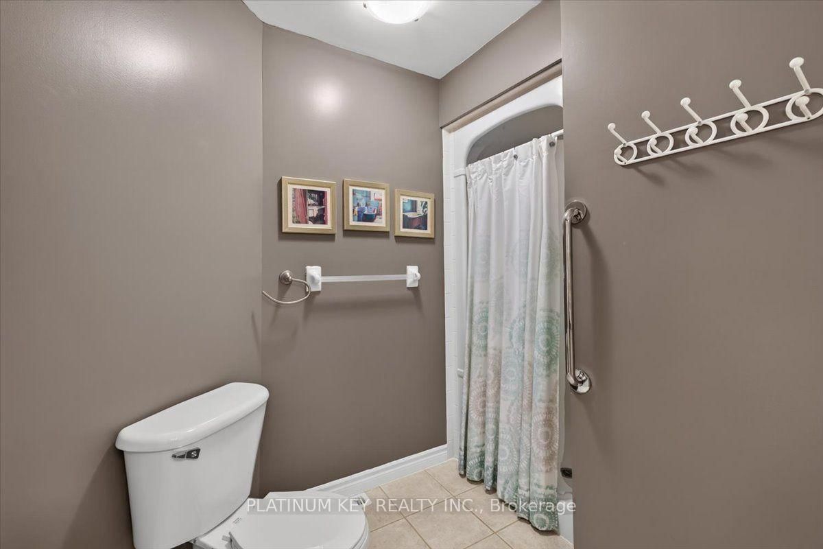 43 Capulet Walk • #9 • London North, ON photo 17