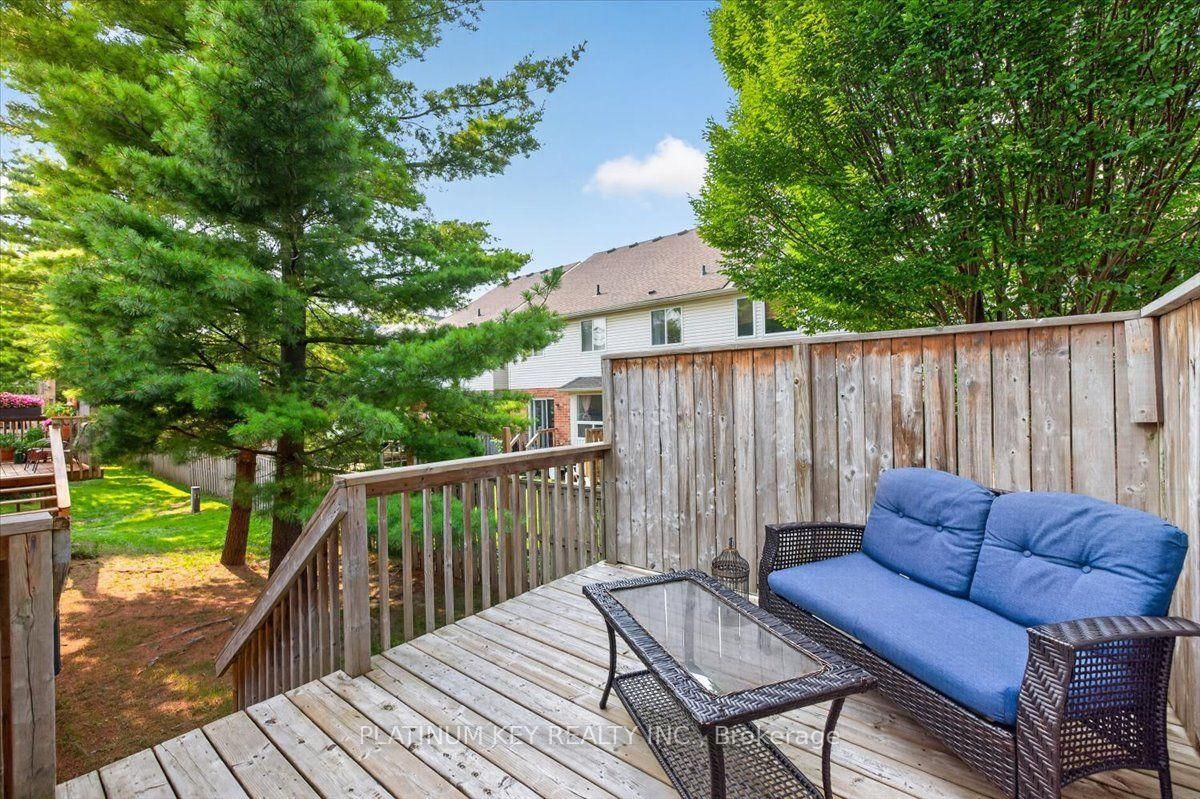 43 Capulet Walk • #9 • London North, ON photo 26