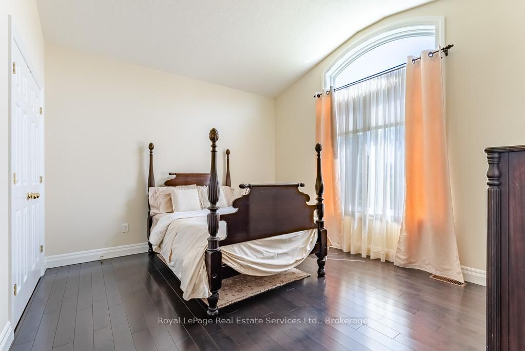 365 Robinson Road • Brant, ON photo 33