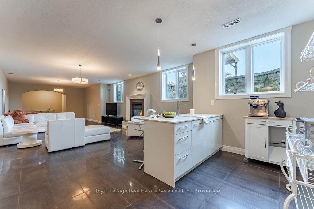 365 Robinson Road • Brant, ON photo 42