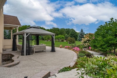 365 Robinson Road • Brant, ON photo 8