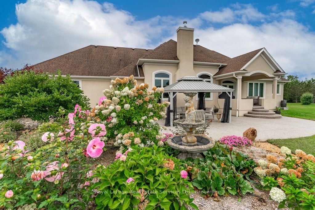 365 Robinson Road • Brant, ON photo 9