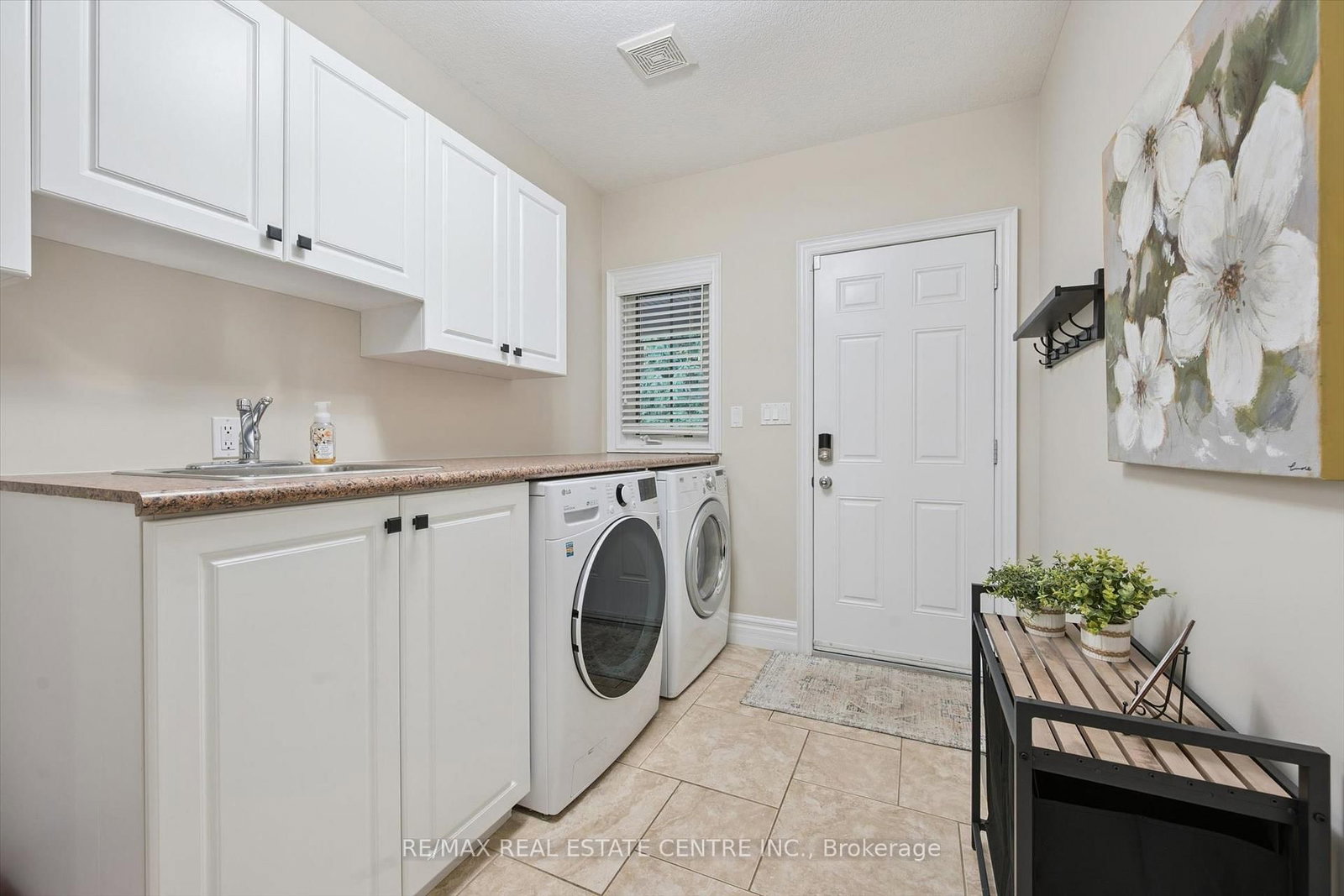 332 Scenic Drive • Saint George, ON photo 19