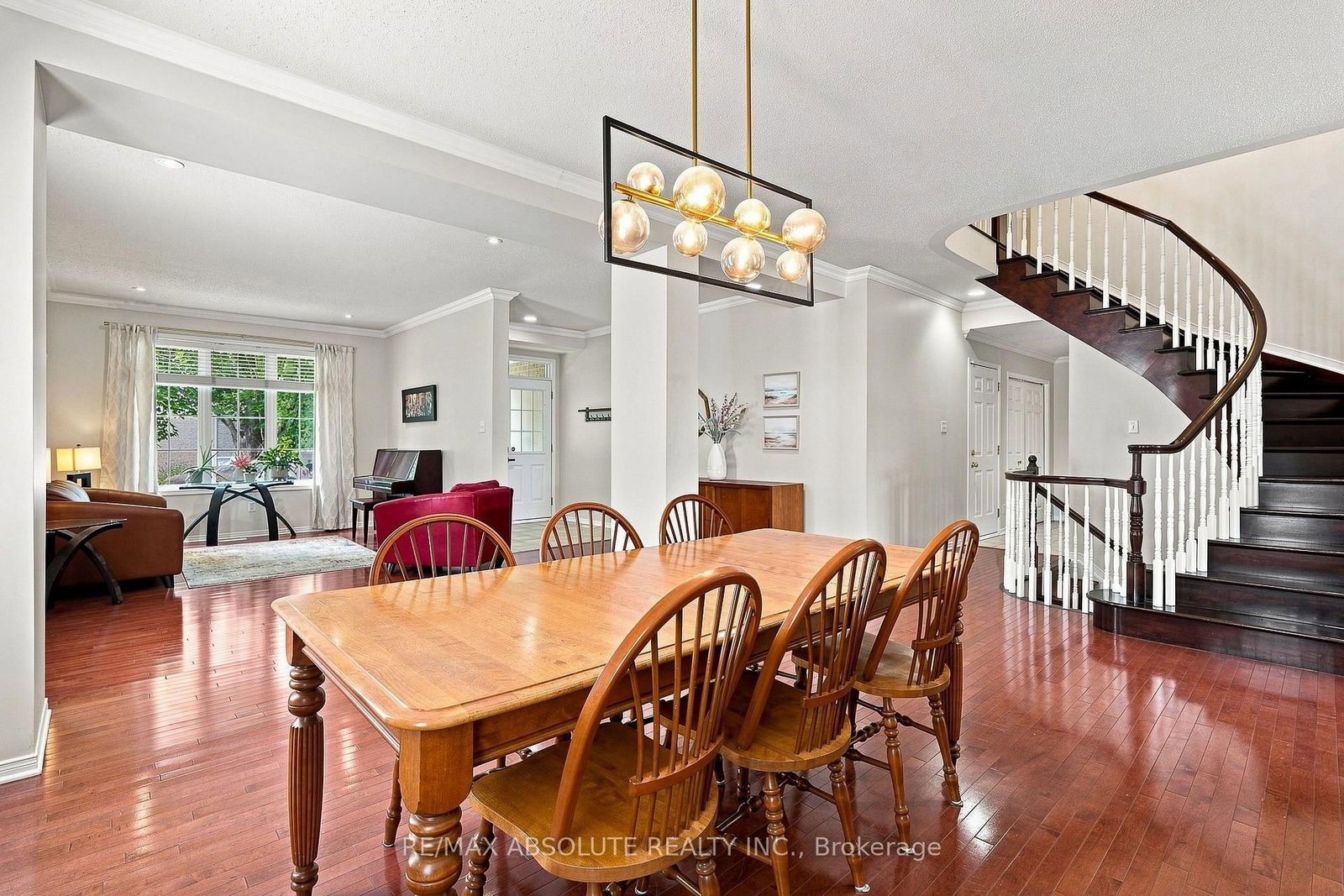 2158 Valenceville Crescent • Ottawa, ON photo 11