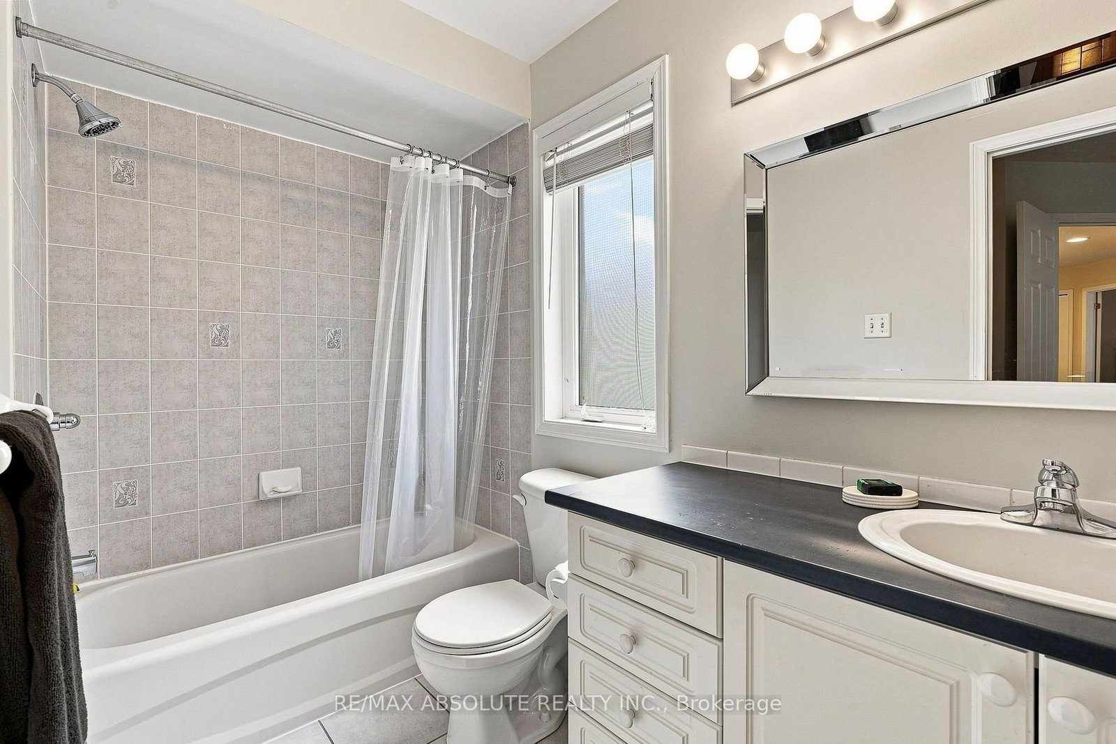 2158 Valenceville Crescent • Ottawa, ON photo 31