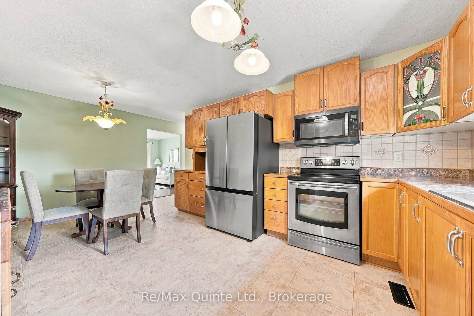 51 Bay Street • Quinte West, ON photo 14