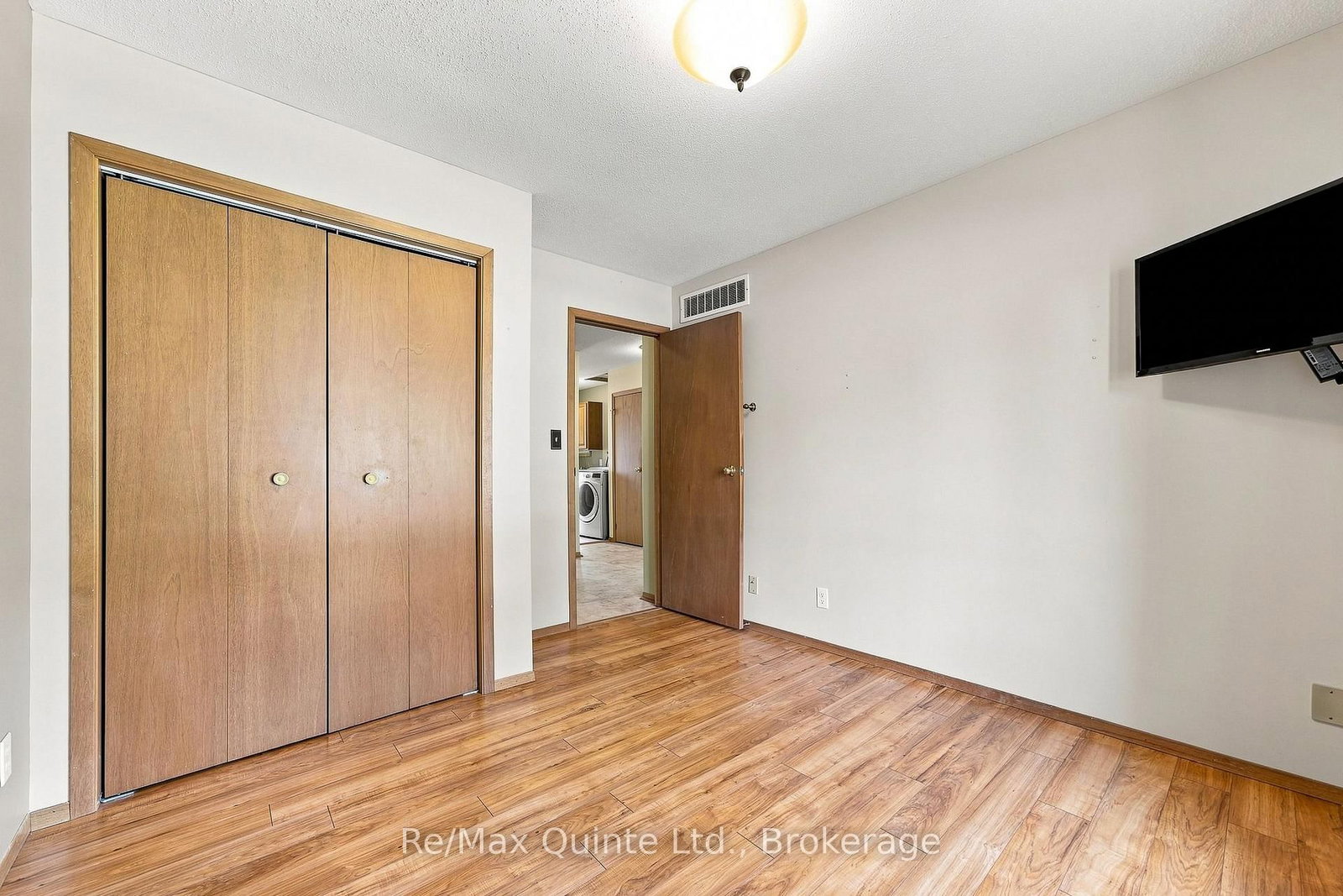 51 Bay Street • Quinte West, ON photo 17