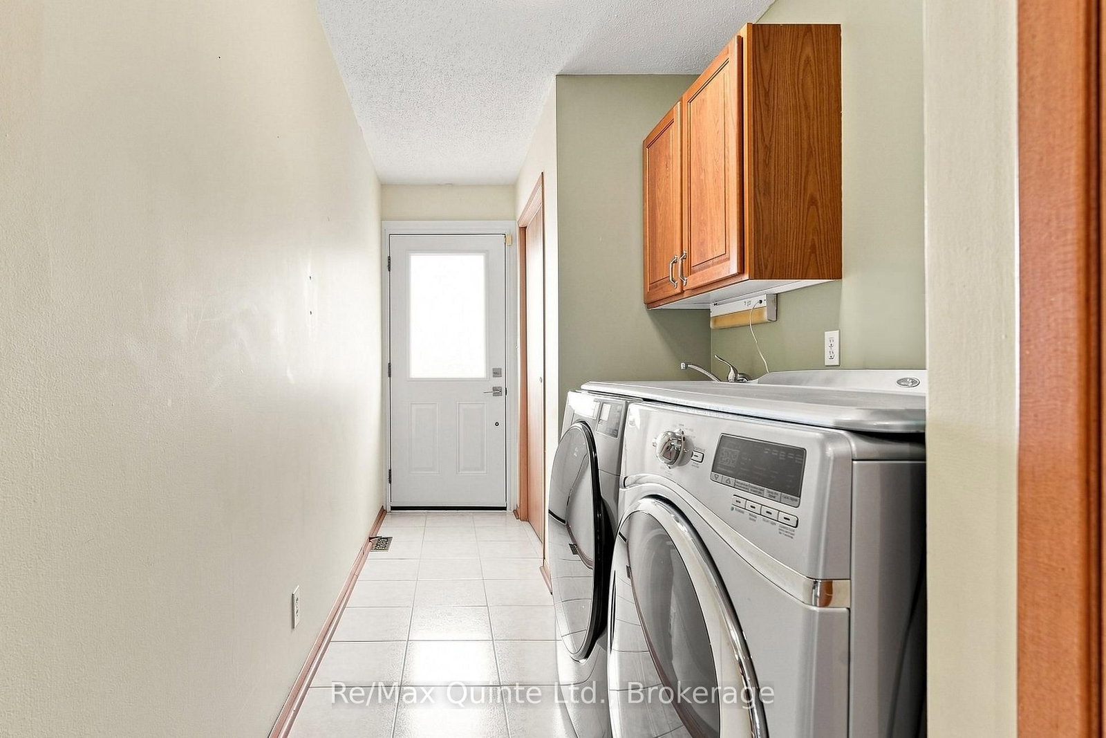 51 Bay Street • Quinte West, ON photo 23