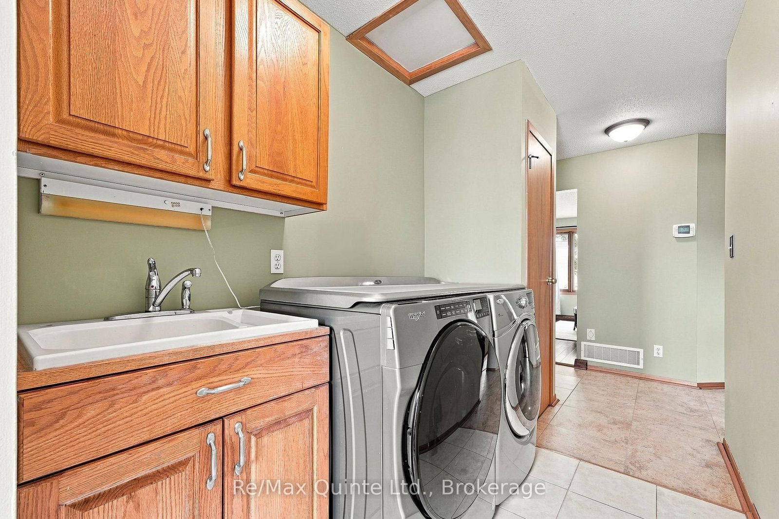 51 Bay Street • Quinte West, ON photo 24