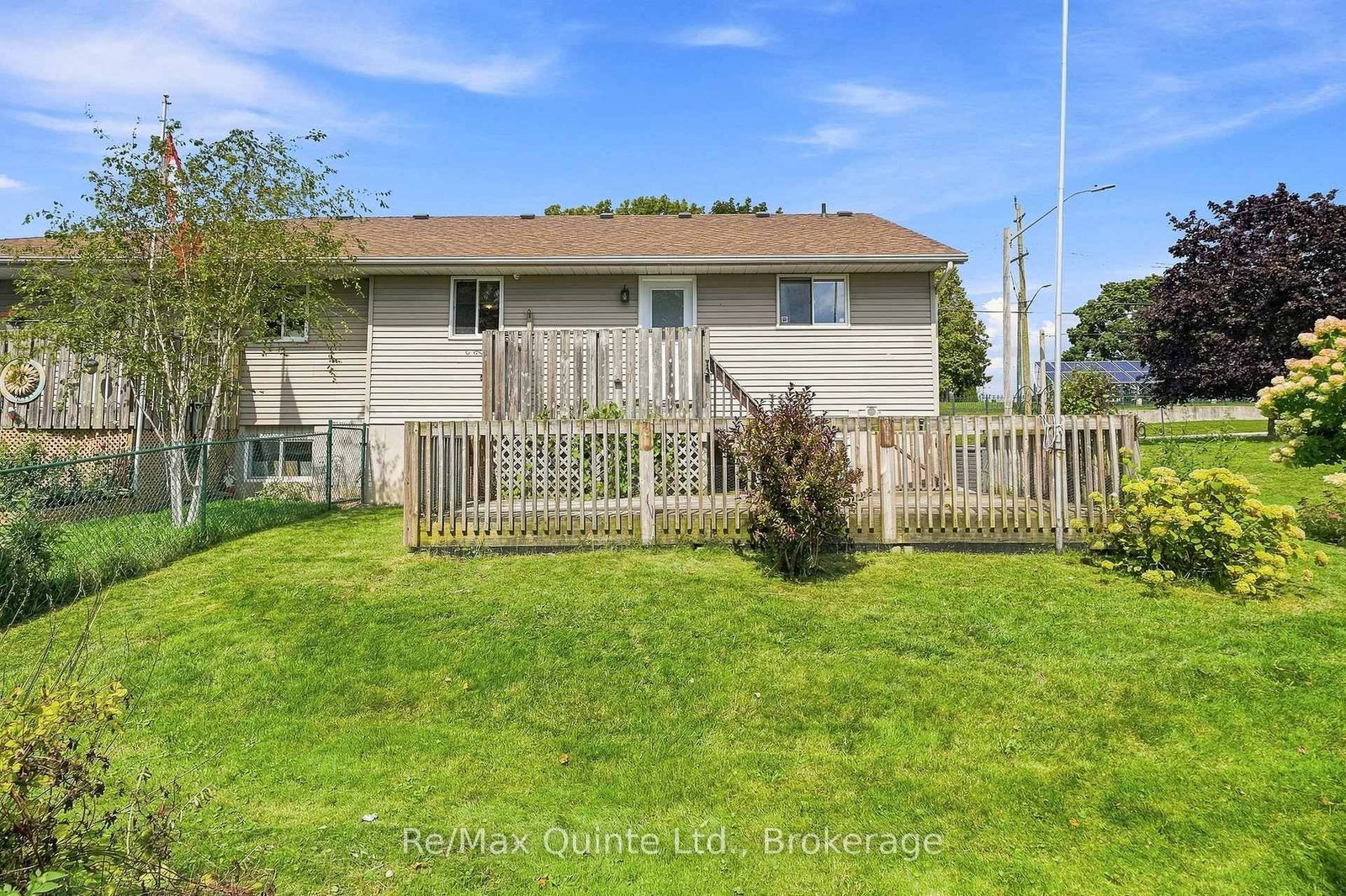 51 Bay Street • Quinte West, ON photo 43